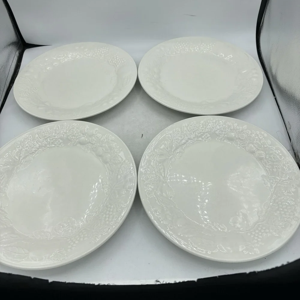 Gibson Dinner Plates Flourish White Embossed Fruit 10